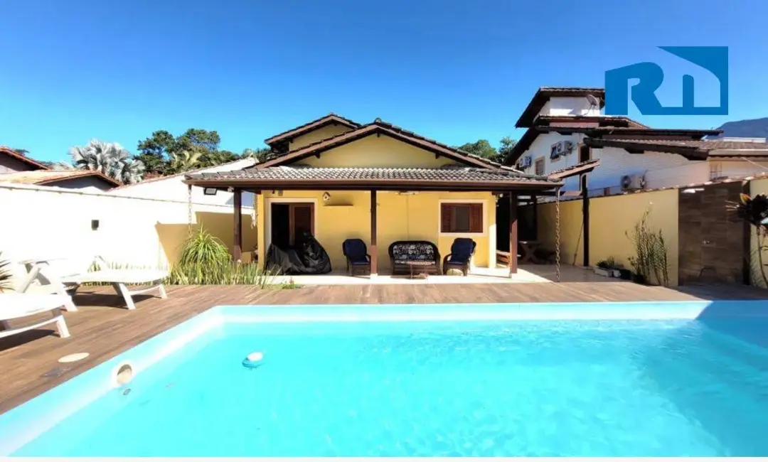 Foto 8 de Casa com 3 quartos à venda, 384m2 em Mar Verde, Caraguatatuba - SP