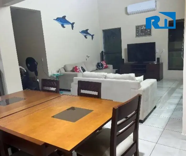 Foto 4 de Casa com 3 quartos à venda, 384m2 em Mar Verde, Caraguatatuba - SP