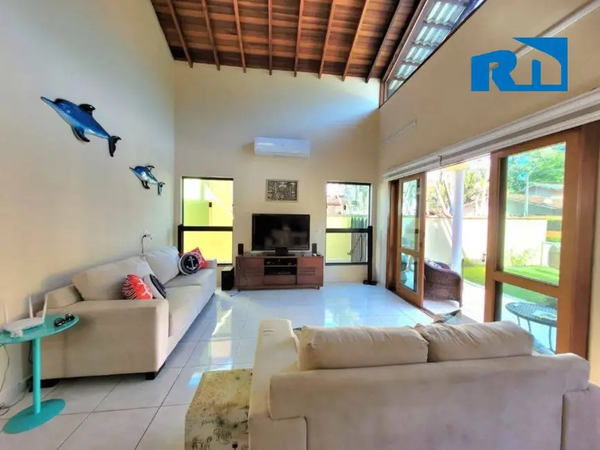 Foto 2 de Casa com 3 quartos à venda, 384m2 em Mar Verde, Caraguatatuba - SP