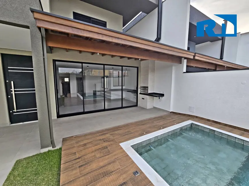 Foto 4 de Casa com 4 quartos à venda, 250m2 em Caraguatatuba - SP