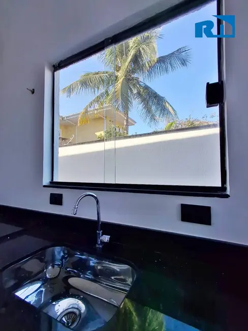 Foto 4 de Casa com 2 quartos à venda, 125m2 em Caraguatatuba - SP