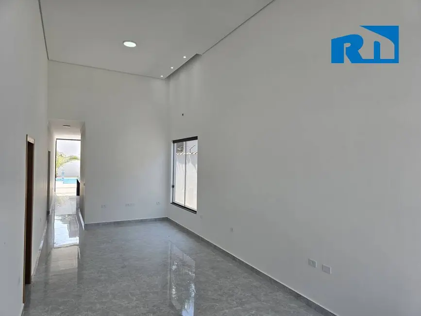 Casa com 3 quartos à venda, 400m2 em Martim de Sá, Caraguatatuba - SP - imagem 5 Foto 5 de Casa com 3 quartos à venda, 400m2 em Martim de Sá, Caraguatatuba - SP
