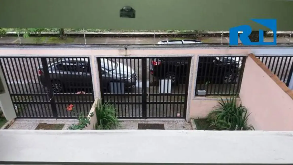 Foto 5 de Casa com 3 quartos à venda, 100m2 em Indaiá, Caraguatatuba - SP
