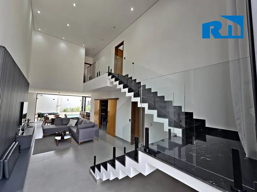 Foto 3 de Casa com 3 quartos à venda, 288m2 em Portal do Patrimonium, Caraguatatuba - SP