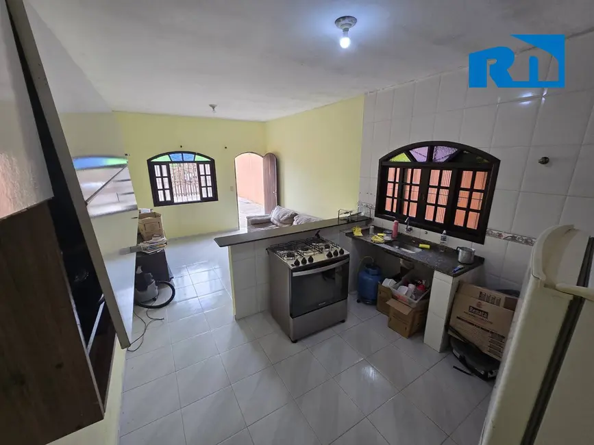 Foto 6 de Casa com 2 quartos à venda, 150m2 em Jardim Jaqueira, Caraguatatuba - SP