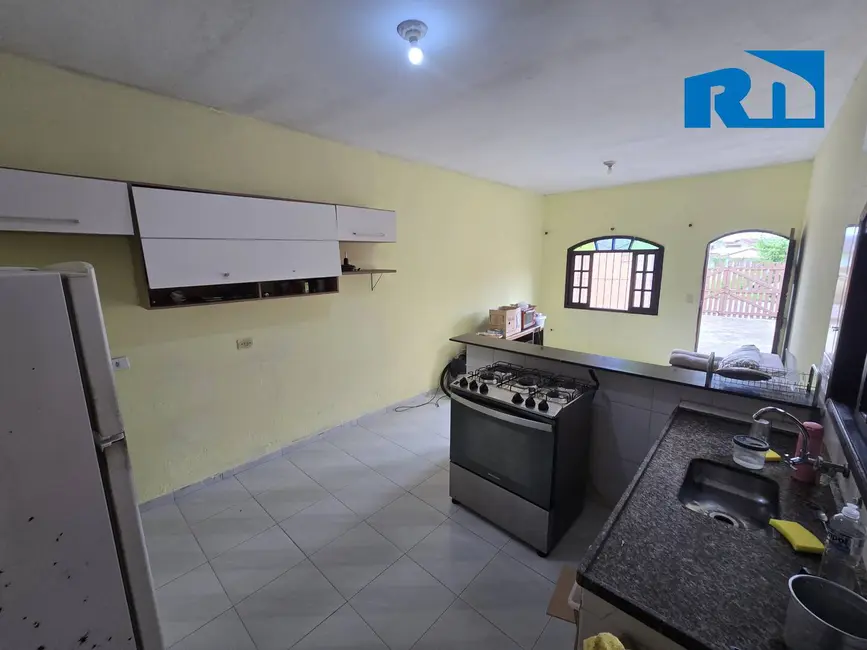 Foto 5 de Casa com 2 quartos à venda, 150m2 em Jardim Jaqueira, Caraguatatuba - SP