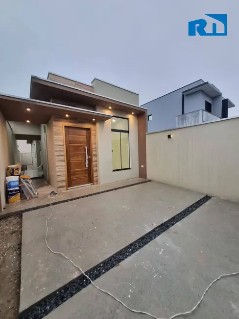 Foto 1 de Casa com 2 quartos à venda, 125m2 em Balneário dos Golfinhos, Caraguatatuba - SP