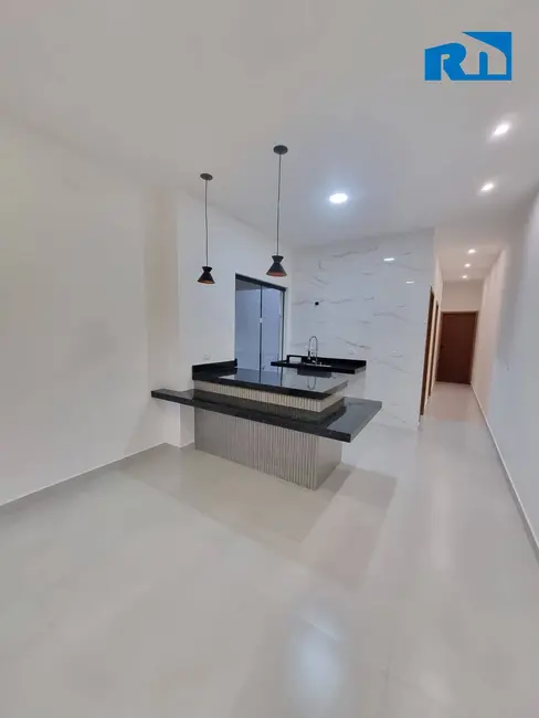 Foto 3 de Casa com 2 quartos à venda, 125m2 em Balneário dos Golfinhos, Caraguatatuba - SP