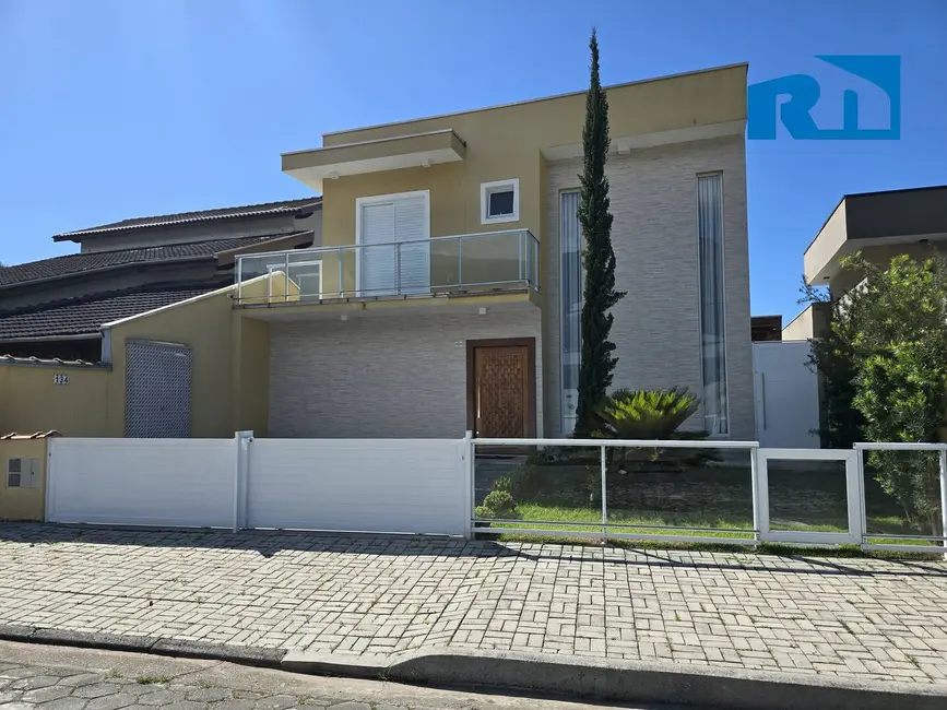 Casa com 3 quartos à venda, 288m2 em Portal do Patrimonium, Caraguatatuba - SP - imagem 2 Foto 2 de Casa com 3 quartos à venda, 288m2 em Portal do Patrimonium, Caraguatatuba - SP