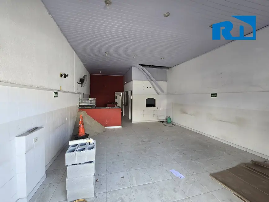 Foto 4 de Sala Comercial para alugar, 100m2 em Indaiá, Caraguatatuba - SP