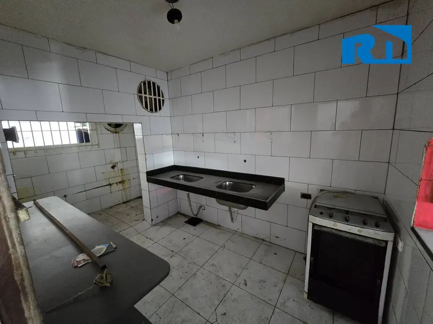 Foto 7 de Sala Comercial para alugar, 100m2 em Indaiá, Caraguatatuba - SP