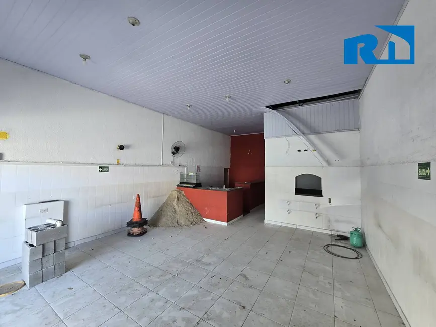 Foto 5 de Sala Comercial para alugar, 100m2 em Indaiá, Caraguatatuba - SP