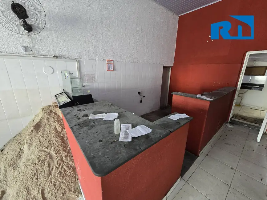 Foto 6 de Sala Comercial para alugar, 100m2 em Indaiá, Caraguatatuba - SP