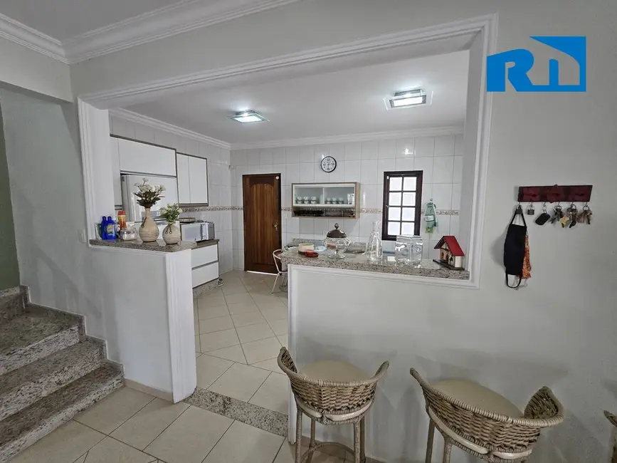 Casa com 3 quartos à venda, 436m2 em Caraguatatuba - SP - imagem 6 Foto 6 de Casa com 3 quartos à venda, 436m2 em Caraguatatuba - SP