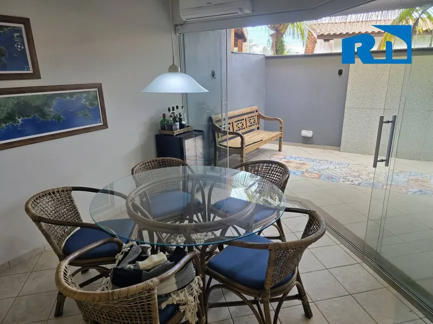 Foto 4 de Casa com 3 quartos à venda em Caraguatatuba - SP