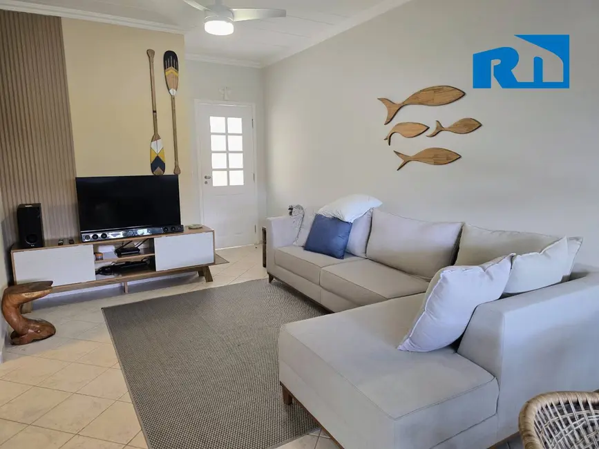 Foto 2 de Casa com 3 quartos à venda em Caraguatatuba - SP