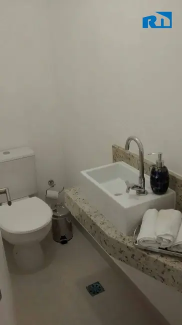 Foto 3 de Apartamento com 3 quartos à venda, 104m2 em Jardim Primavera, Caraguatatuba - SP