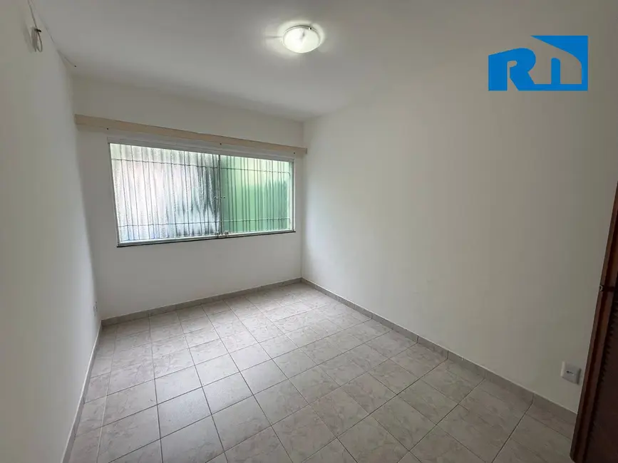 Foto 9 de Casa com 3 quartos para alugar, 300m2 em Jardim Primavera, Caraguatatuba - SP