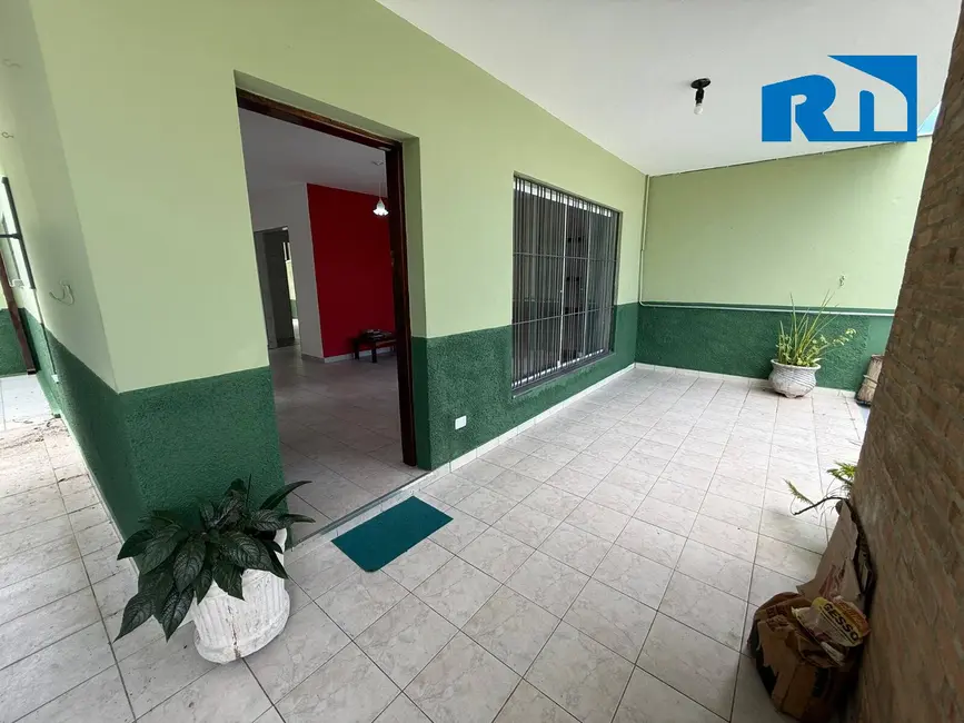 Foto 3 de Casa com 3 quartos para alugar, 300m2 em Jardim Primavera, Caraguatatuba - SP