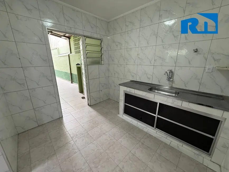 Foto 7 de Casa com 3 quartos para alugar, 300m2 em Jardim Primavera, Caraguatatuba - SP