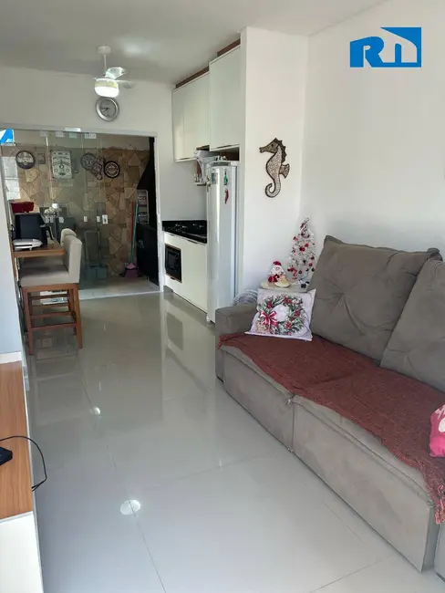 Foto 4 de Casa com 2 quartos à venda em Massaguaçu, Caraguatatuba - SP