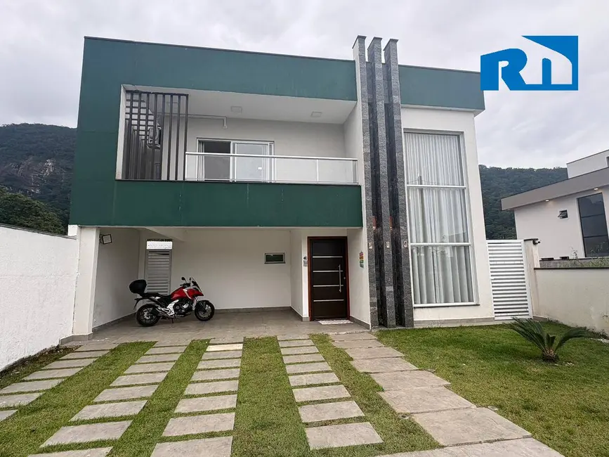 Foto 2 de Casa com 4 quartos à venda, 384m2 em Mar Verde II, Caraguatatuba - SP