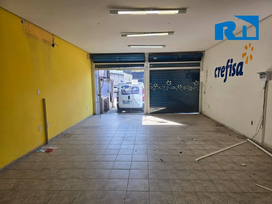Sala Comercial para alugar, 100m2 em Centro, Caraguatatuba - SP - imagem 9 Foto 9 de Sala Comercial para alugar, 100m2 em Centro, Caraguatatuba - SP