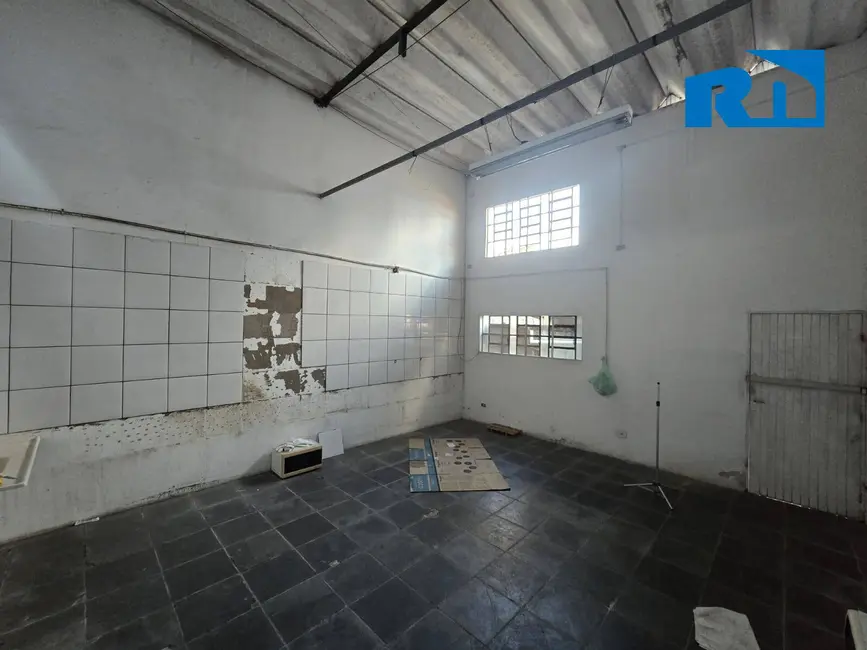 Sala Comercial para alugar, 100m2 em Centro, Caraguatatuba - SP - imagem 6 Foto 6 de Sala Comercial para alugar, 100m2 em Centro, Caraguatatuba - SP