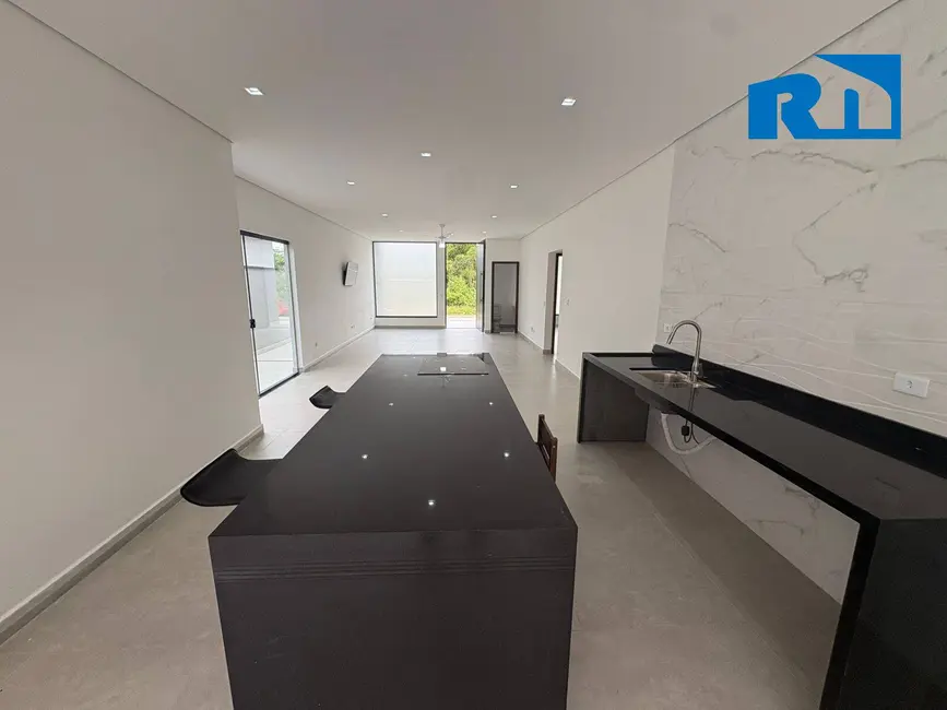 Foto 5 de Casa com 3 quartos à venda, 384m2 em Mar Verde II, Caraguatatuba - SP