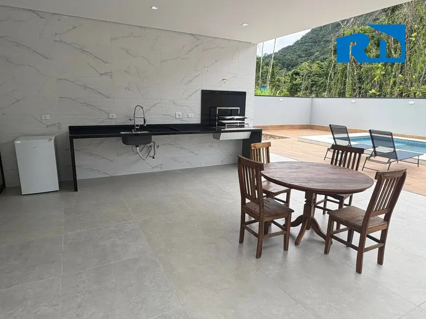 Foto 8 de Casa com 3 quartos à venda, 384m2 em Mar Verde II, Caraguatatuba - SP