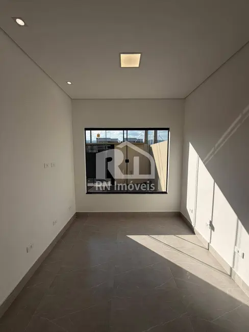 Foto 3 de Casa com 2 quartos à venda, 137m2 em Balneário Mar Azul, Caraguatatuba - SP