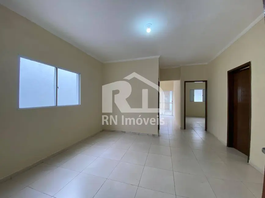 Foto 3 de Casa com 4 quartos à venda, 250m2 em Jardim do Sol, Caraguatatuba - SP