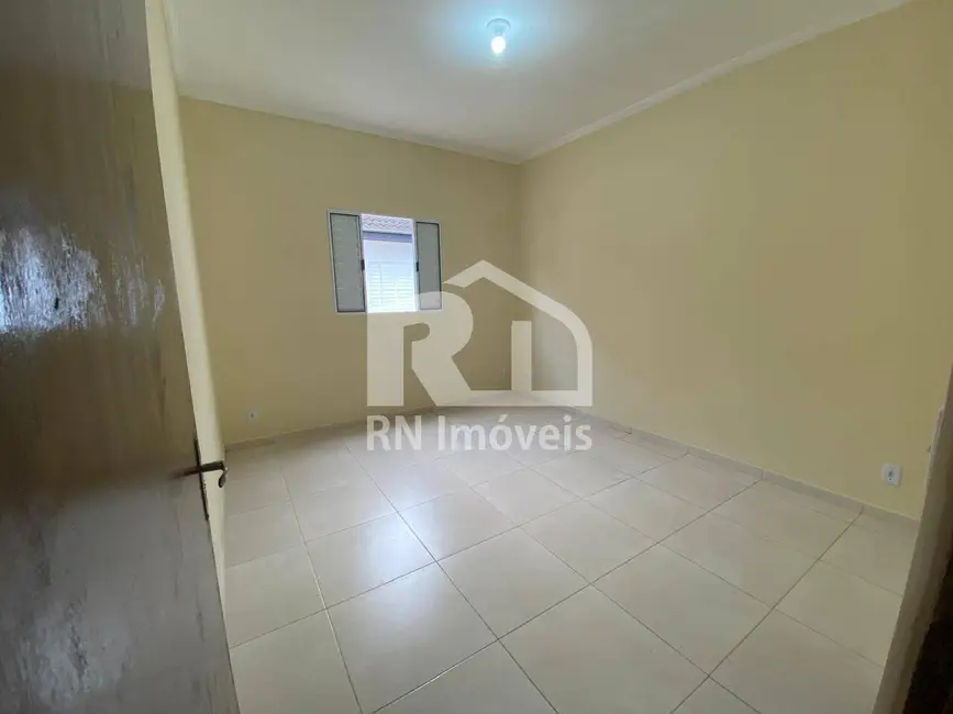 Foto 7 de Casa com 4 quartos à venda, 250m2 em Jardim do Sol, Caraguatatuba - SP