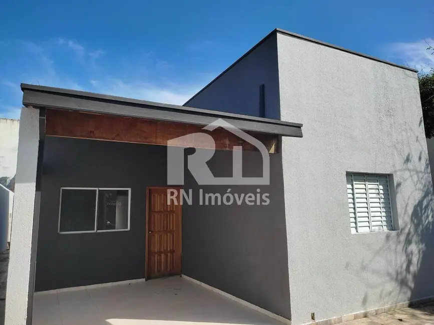 Foto 1 de Casa com 4 quartos à venda, 250m2 em Jardim do Sol, Caraguatatuba - SP