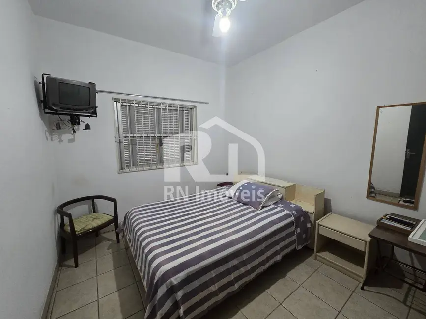 Casa com 3 quartos à venda, 504m2 em Jardim Primavera, Caraguatatuba - SP - imagem 4 Foto 4 de Casa com 3 quartos à venda, 504m2 em Jardim Primavera, Caraguatatuba - SP