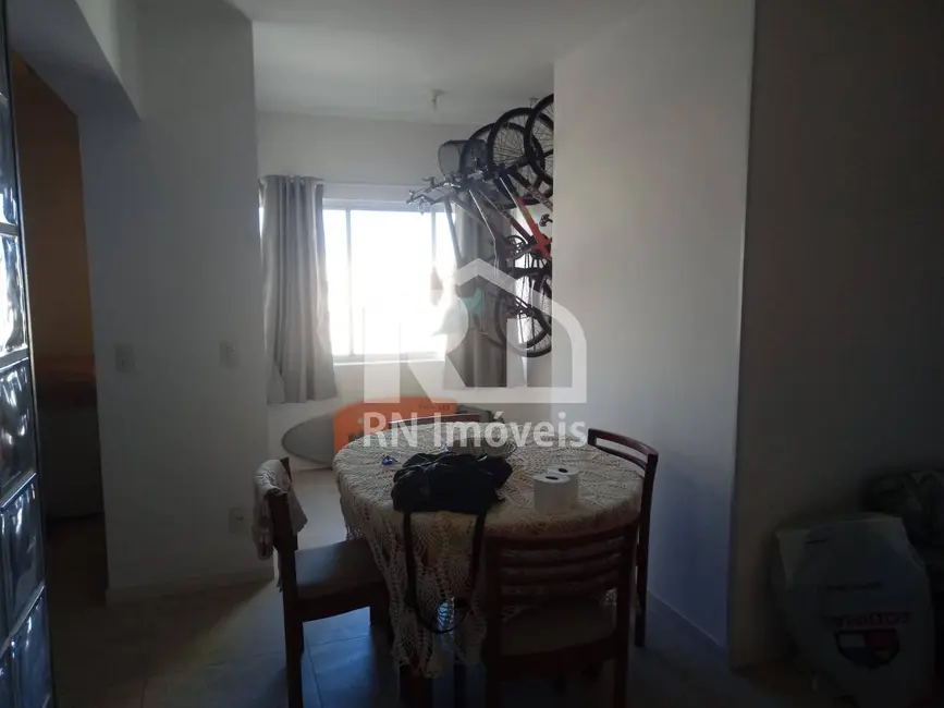 Apartamento com 3 quartos para alugar, 70m2 em Centro, Caraguatatuba - SP - imagem 3 Foto 3 de Apartamento com 3 quartos para alugar, 70m2 em Centro, Caraguatatuba - SP