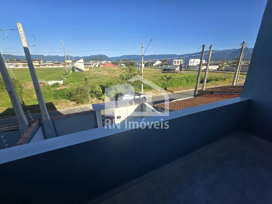 Casa com 2 quartos para alugar, 150m2 em Balneário Recanto do Sol, Caraguatatuba - SP - imagem 5 Foto 5 de Casa com 2 quartos para alugar, 150m2 em Balneário Recanto do Sol, Caraguatatuba - SP