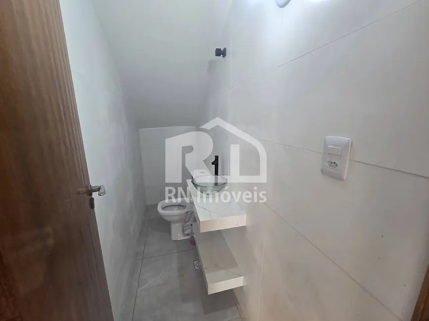 Casa com 2 quartos para alugar, 150m2 em Balneário Recanto do Sol, Caraguatatuba - SP - imagem 4 Foto 4 de Casa com 2 quartos para alugar, 150m2 em Balneário Recanto do Sol, Caraguatatuba - SP