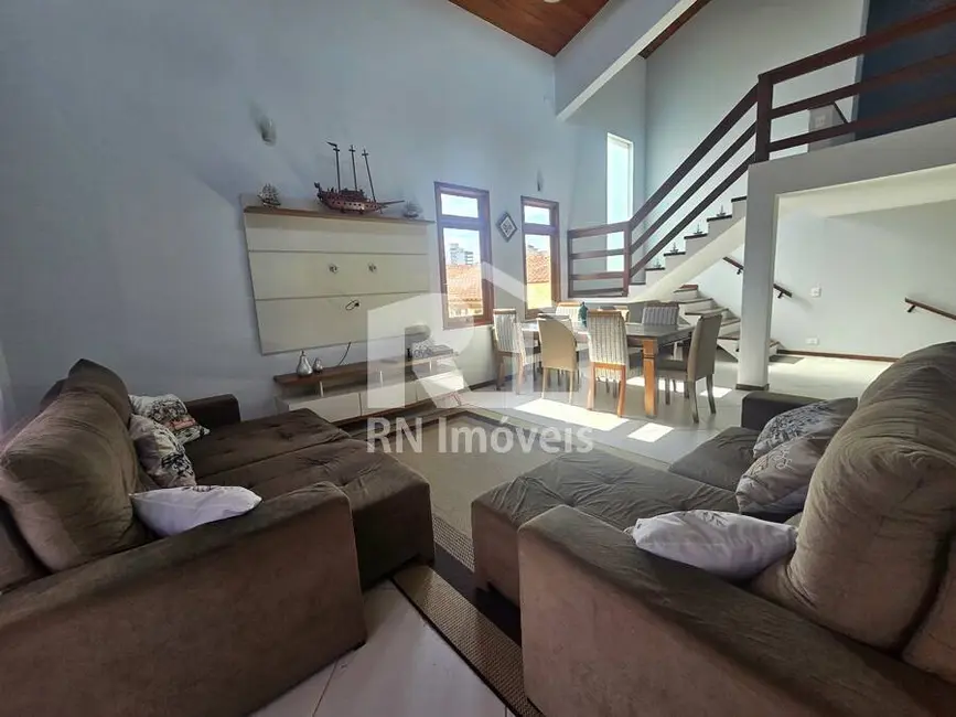 Foto 2 de Casa com 3 quartos à venda e para alugar, 390m2 em Indaiá, Caraguatatuba - SP