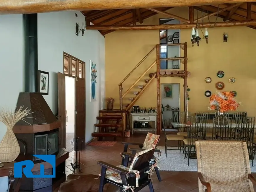 Sítio / Rancho com 6 quartos à venda, 242000m2 em Paraibuna - SP - imagem 6 Foto 6 de Sítio / Rancho com 6 quartos à venda, 242000m2 em Paraibuna - SP