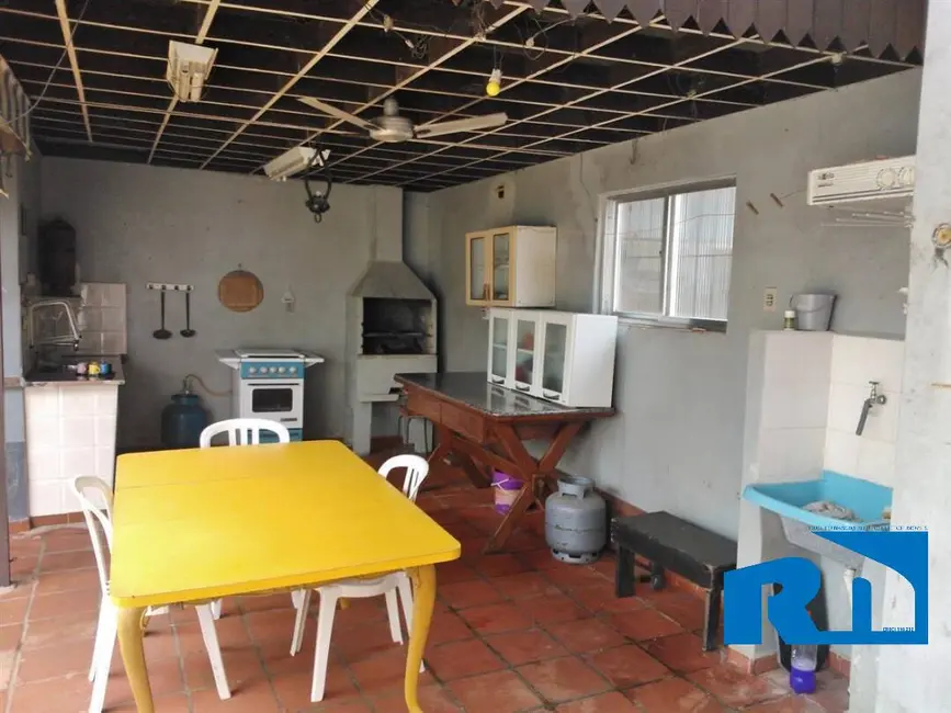 Casa com 5 quartos à venda, 260m2 em Martim de Sá, Caraguatatuba - SP - imagem 9 Foto 9 de Casa com 5 quartos à venda, 260m2 em Martim de Sá, Caraguatatuba - SP