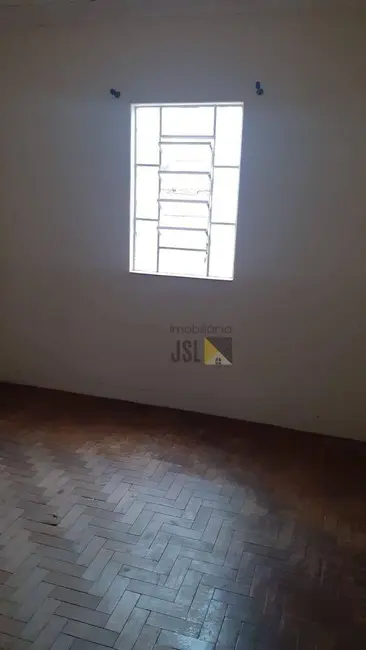 Foto 2 de Casa com 3 quartos à venda, 300m2 em Vila Resende, Cacapava - SP