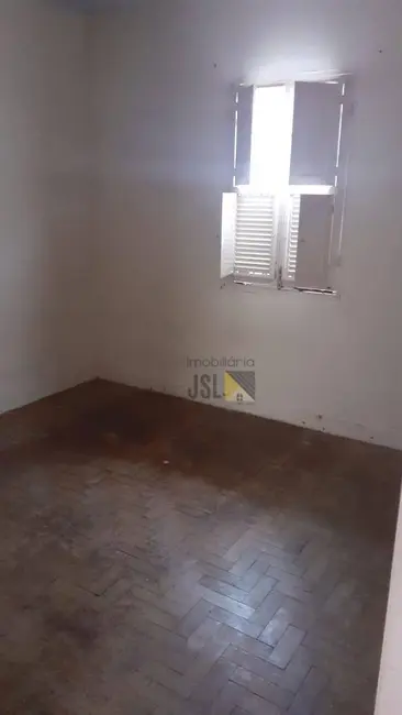 Foto 4 de Casa com 3 quartos à venda, 300m2 em Vila Resende, Cacapava - SP