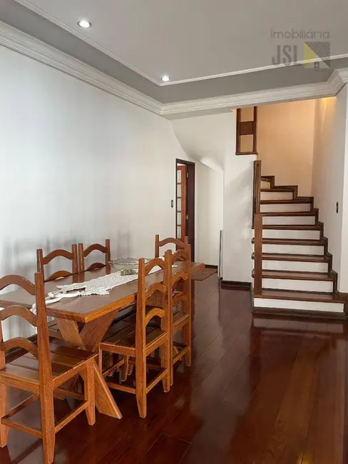 Foto 6 de Casa com 4 quartos à venda, 553m2 em Vila Santos, Cacapava - SP