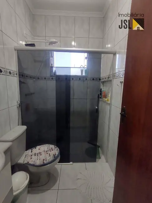 Foto 3 de Casa com 3 quartos à venda, 175m2 em Parque Residencial Santo André, Cacapava - SP