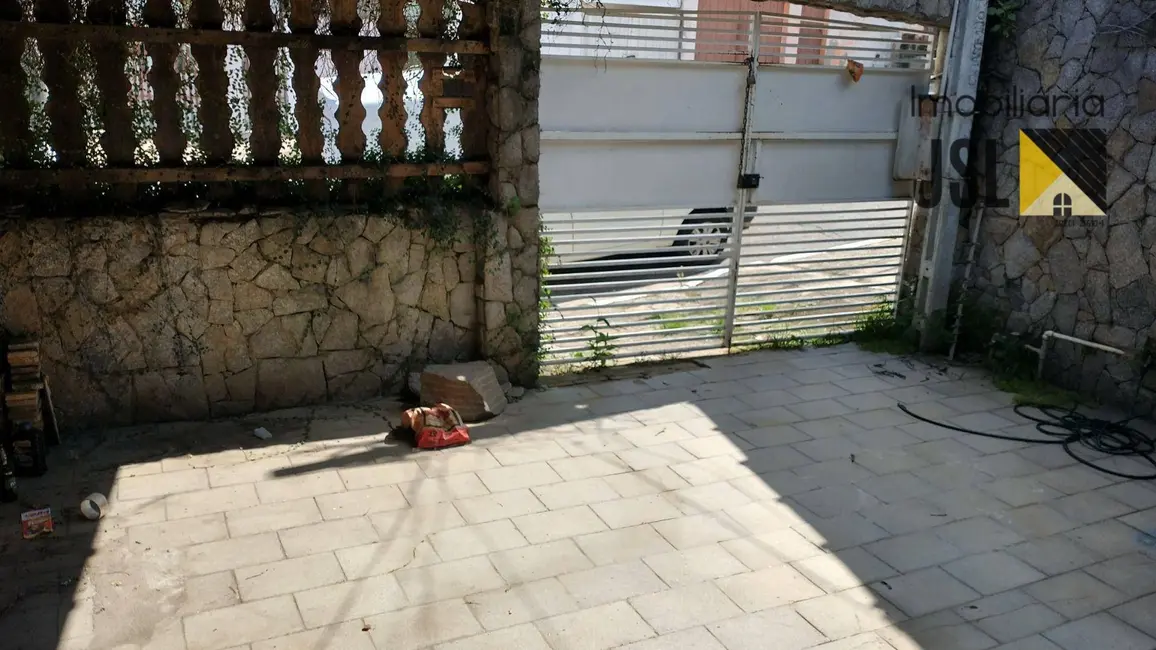 Foto 2 de Casa com 2 quartos à venda, 150m2 em Parque Residencial Maria Elmira, Cacapava - SP