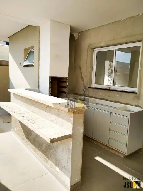 Foto 5 de Sobrado com 3 quartos à venda, 250m2 em Piedade, Cacapava - SP