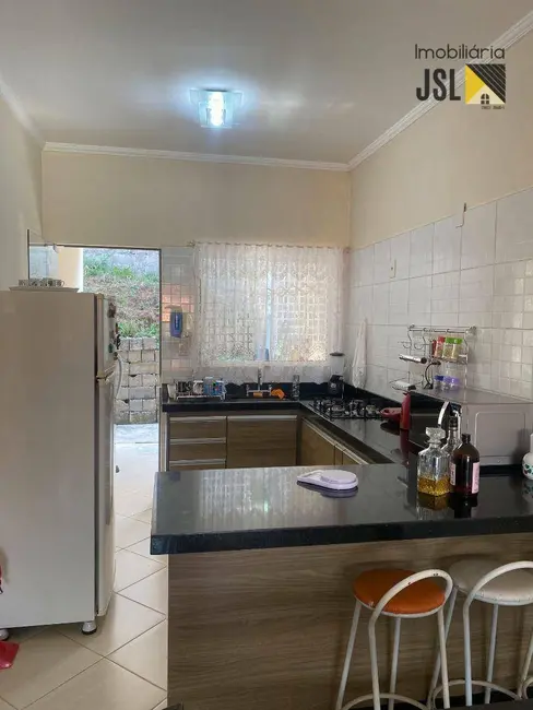 Casa com 2 quartos à venda, 140m2 em Borda da Mata, Cacapava - SP - imagem 4 Foto 4 de Casa com 2 quartos à venda, 140m2 em Borda da Mata, Cacapava - SP