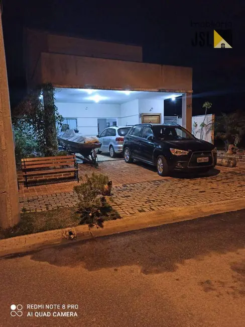 Foto 2 de Sobrado com 4 quartos à venda, 300m2 em Parque Residencial Maria Elmira, Cacapava - SP