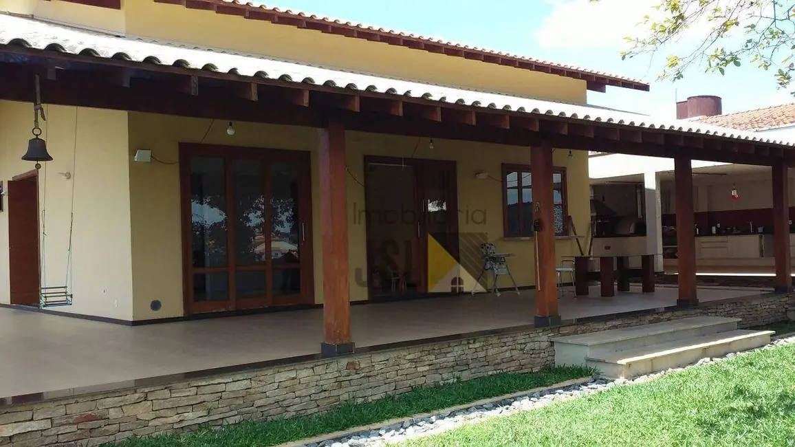 Foto 1 de Casa com 3 quartos à venda, 1305m2 em Vila São João, Cacapava - SP